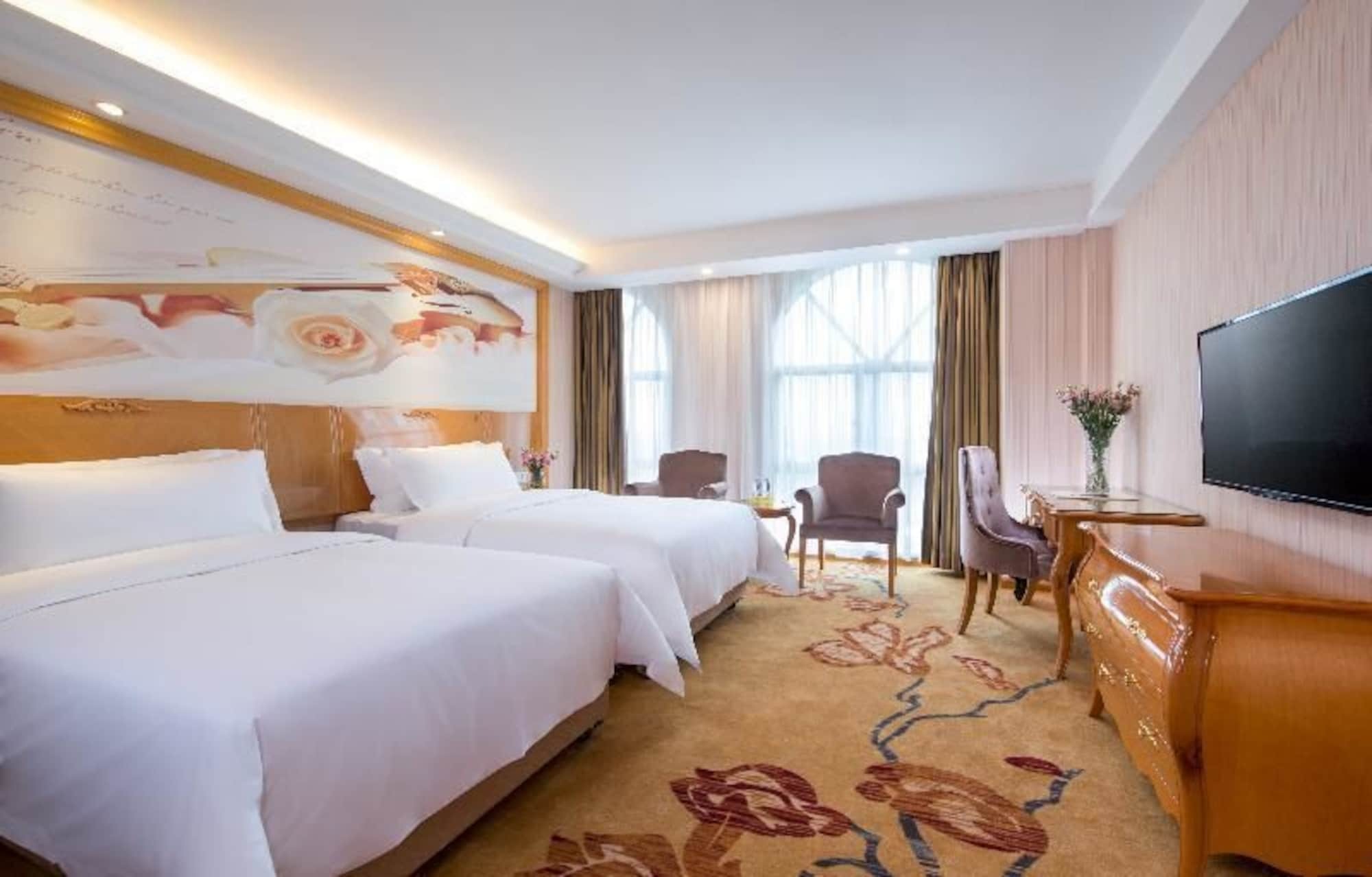 Vienna Classic Hotel Shenzhen Bantian Wuhe Avenue Εξωτερικό φωτογραφία